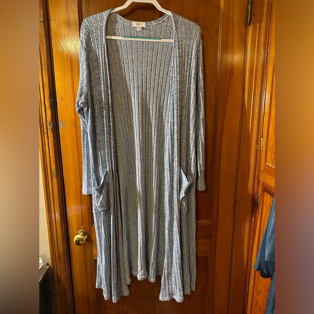 LuLaRoe Large Sarah